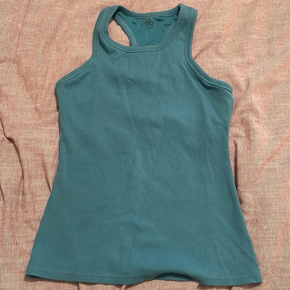 Blue ribbed ALO top.